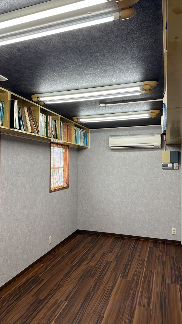気分が変わる。壁紙一つで。　休憩室クロス張替え工事